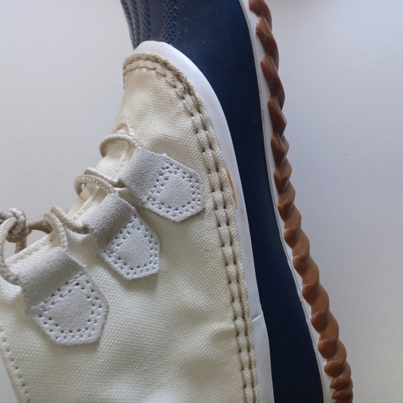 SOREL x HBC Out N About Ankle Duck Boots Limited Edition Women Ivory Sz 9 Fit Sm - Picture 5 of 14